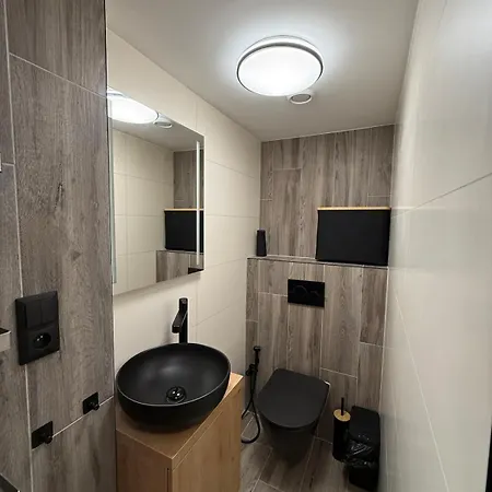 Appartamento Cozy After Renovation Quiet Part Of Kv *